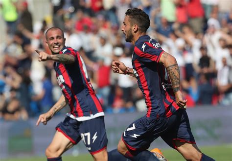 Stadio comunale ezio scida via giovanni paolo ii , 88900 crotone +39 0962 20896. Napoli vs. Crotone live stream: Watch Serie A online