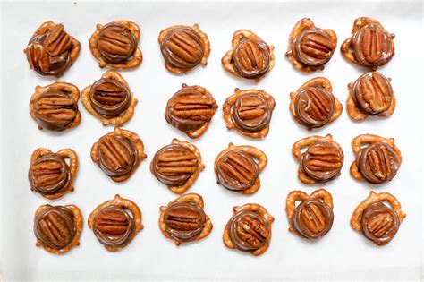 The softness of the caramels is mainly a result of the cream. How to Make Easy Turtle Candy: 7 Steps (with Pictures ...