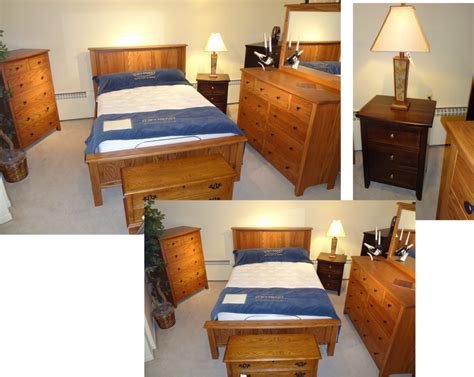 Amish bedroom furniture is available with bedroom furniture discounts. Amish Oak Bedroom Furniture