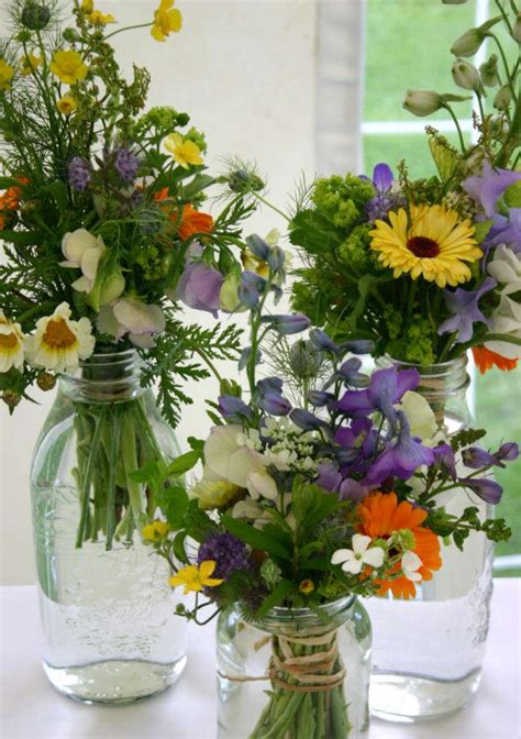 Weddings and flowers go together. DIY: Secrets of Growing Your Own Wedding Flowers - Gardenista