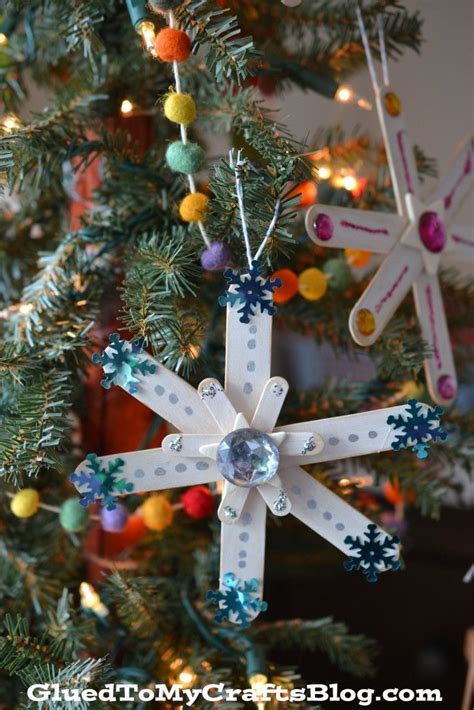 Popsicle Stick Snowflake Wreath For The Front Door