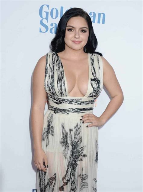 29 Hottest Ariel Winter Hd Wallpaper Sexy Photos Of Ariel Winter That Increase Your Heartbeat