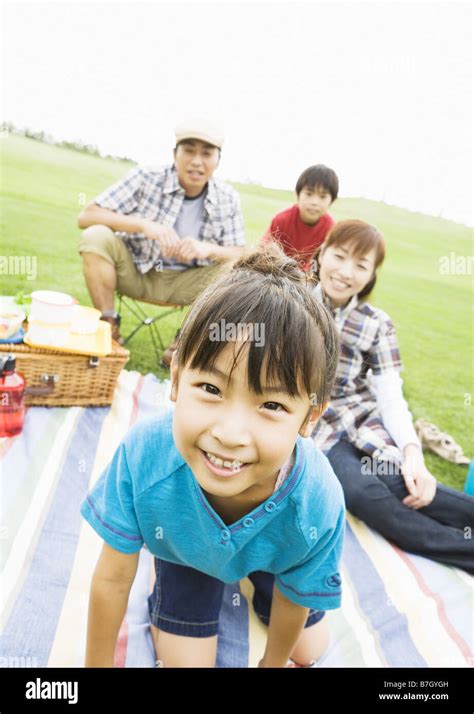 Parents Son Daughter Picnic Rug Hi Res Stock Photography And Images Alamy