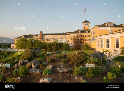Mountain View Grand Resort Hotel At Sunrise In Summer Whitefield Nh
