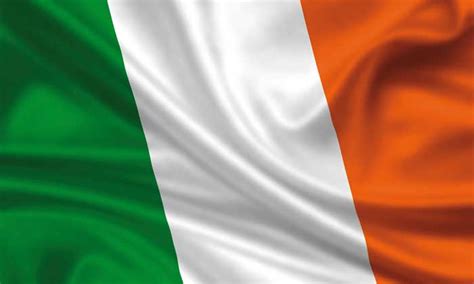 The Irish Flag History And Information On The Tricolour