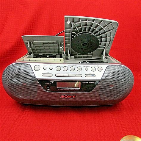 Sony Boombox Cd Player Radio Cassette Rec Cfd S Mega Base Boomboxes
