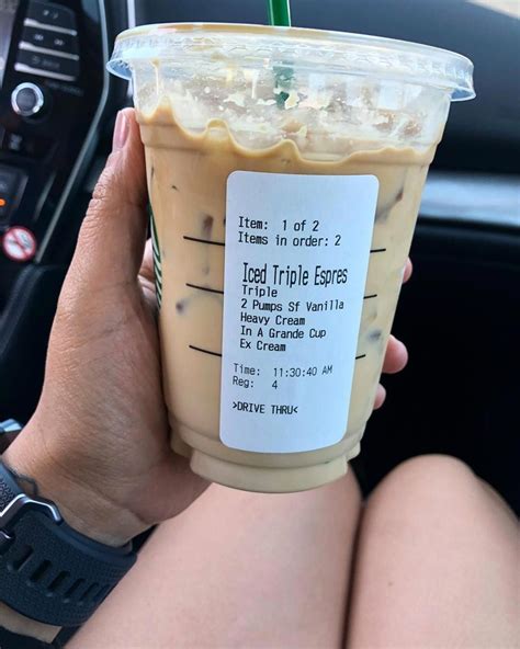 Iced cinnamon almond milk macchiato ~90 calories · grande cold brew ~80 calories · pumpkin cold brew ~75 calories · vanilla green tea latte ~90 calories. Find more information on coffee #coffee | Iced starbucks ...