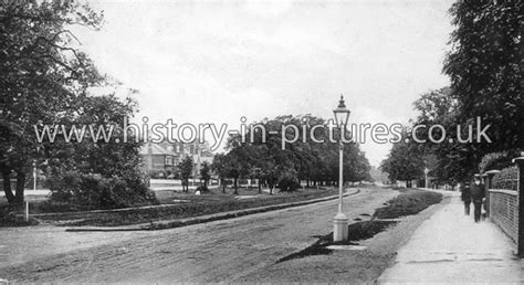 Street Scenes Great Britain England London East London