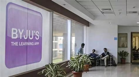 Byjus Sends Legal Notice To Aakash Founders Demanding Share Transfer