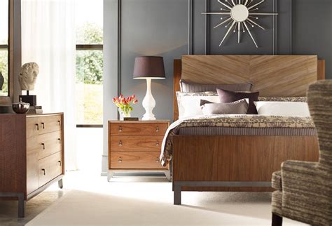 From clean modern styles to distinctive vintage charm, our unique bedroom suites include everything you need to create your own quiet sanctuary. American Drew