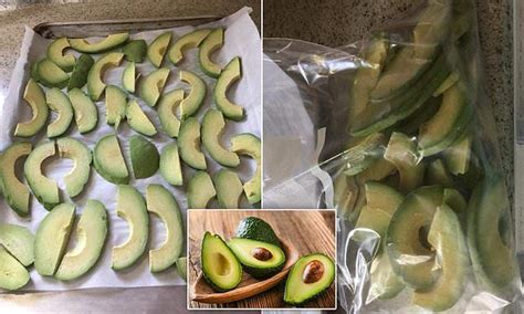 Mother Comes Up With A Clever Strategy For Keeping Avocados Ripe