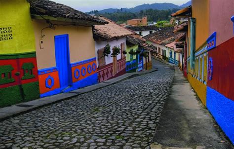 Calle Del Recuerdo Guatapé Antioquia Guatape Colombia Paisajes