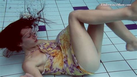 Brunette Gal Liza Rachinska Swimming Naked In A Pool