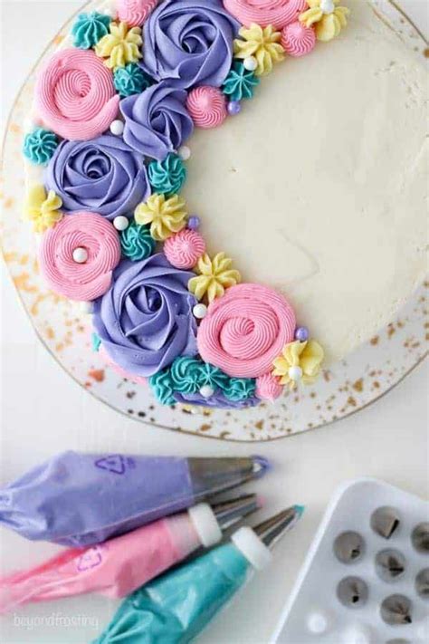 Hướng Dẫn Cách Trang Trí Decorating Cakes With Flowers Bánh Với Hoa Tự Nhiên