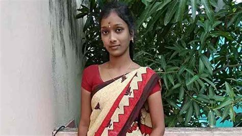 തമിഴ് നാട്ടിൽ അധ്യാപികയെ കുത്തിക്കൊന്നു Tamil Nadu Man Kills Teacher