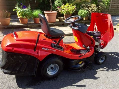Al Ko Ride On Lawn Mower Excellent Condition Not Even One Full