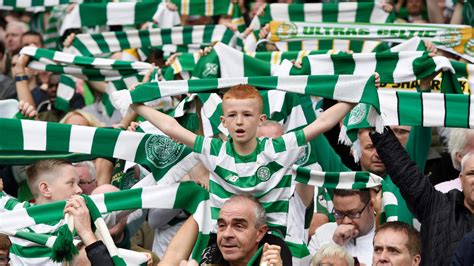 Celtic Glasgow - Celtic Glasgow / Celtic Glasgow nach 5:0 im Old Firm Meister