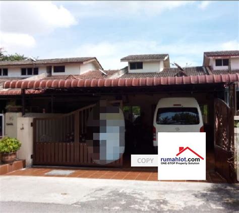 Shah alam is arguably most famous for the sultan salahuddin abdul aziz mosque, also known as the blue mosque. 1 Storey House, Seksyen 18, Shah Alam (Furnished ...