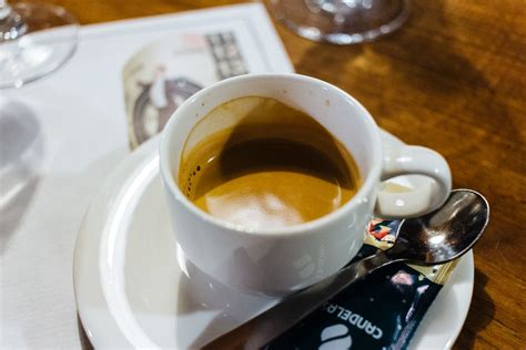 How To Drink Coffee In Spain 8 Ways To Order A Cup Of Joe