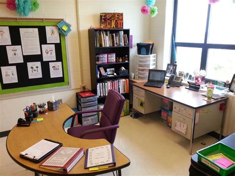 5th Grade Classroom 5th Grade Classroom Teacher Desk Organization