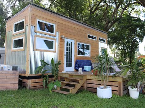 6 Owners Of Tiny Homes Reveal How Much They Spend Each Month On Housing