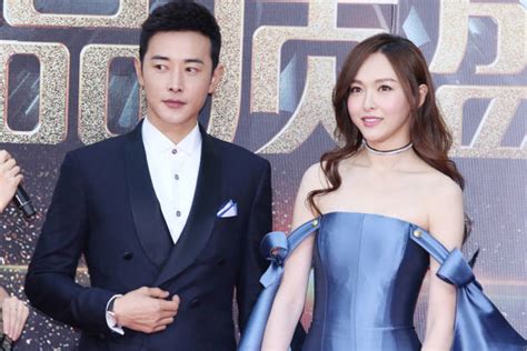 Tiffany tang and luo jin's performance of 'glass' at dongfang tv's 2017 new year grand ceremony. 2017 Chinese Television Series Quality Ceremony Pictures ...