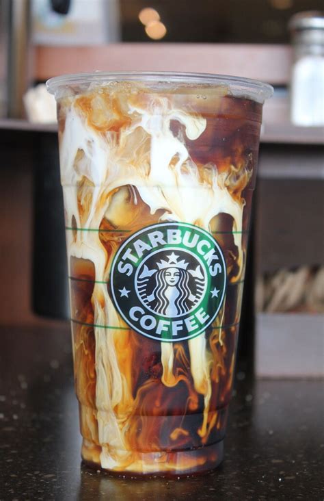 Pin de Christina Mahone em Starbucks Receitas de café Café starbucks Café gelado