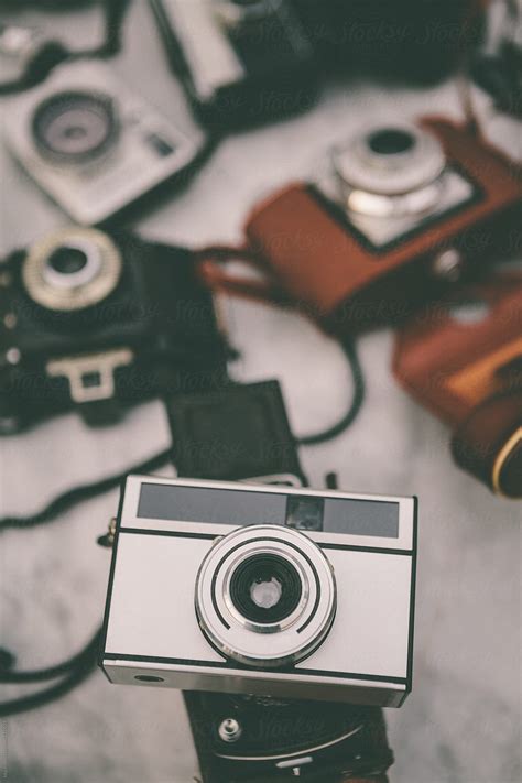 Vintage Photographic Cameras Del Colaborador De Stocksy Kkgas