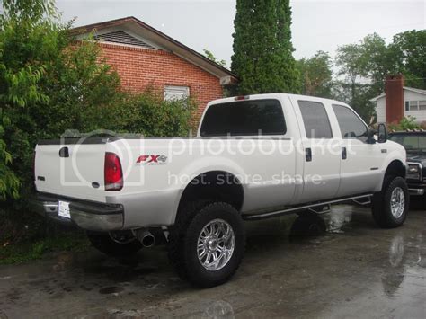 White Truck With Black Bottom Ford Powerstroke Diesel Forum