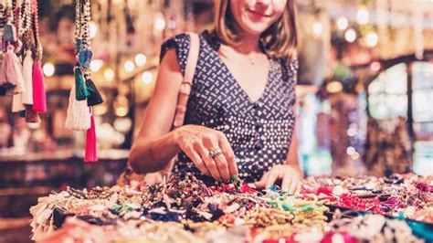 Diwali 2022 5 Shopping Trends That Will Dominate This Festive Season