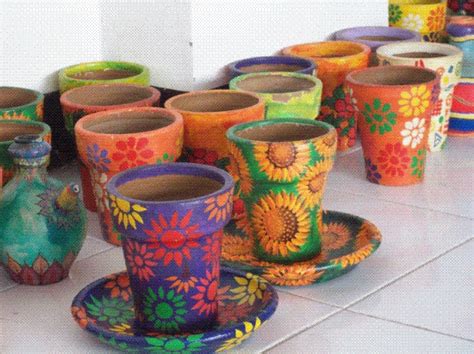 Cara Melukis Di Vas Bunga Dari Tanah Liat Terbaru