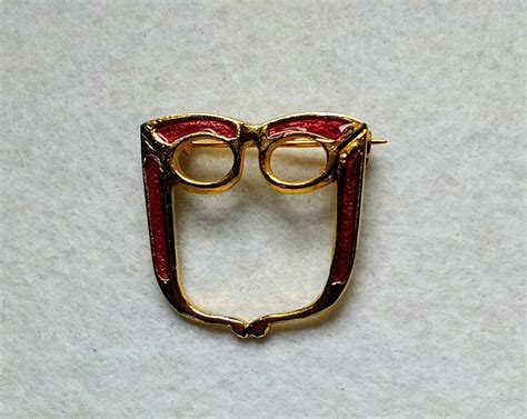 exquisite vintage brooch eye glasses brooch spectacles etsy vintage brooches vintage