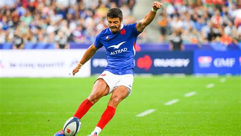 Émile ntamack (da) jugador de rugby francés (es); Ntamack et Huget s'en sortent, une large victoire mais un ...