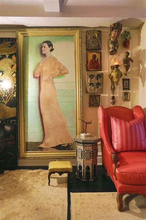 Peek Inside Gloria Vanderbilts Whimsical Nyc Apartment For Sale