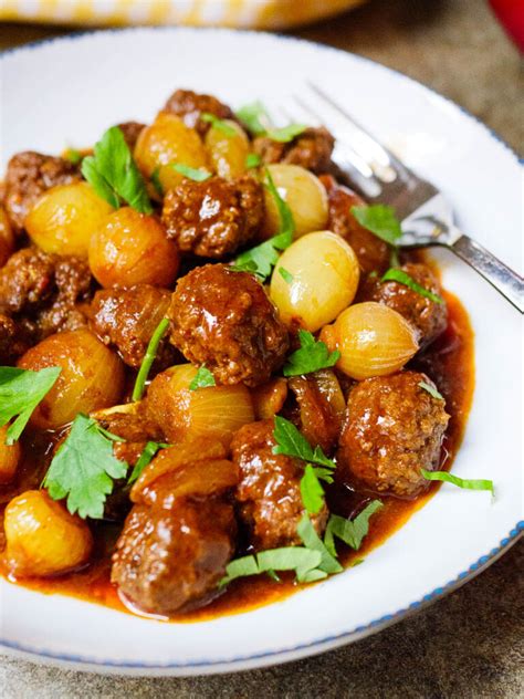 Turkish Inspired Meatball Pomegranate Stew Recipe A Kitchen In Istanbul