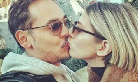 A fost căsătorit cu diana simion până când. Lidia Buble, prima reacție după „despărțirea" de Răzvan ...