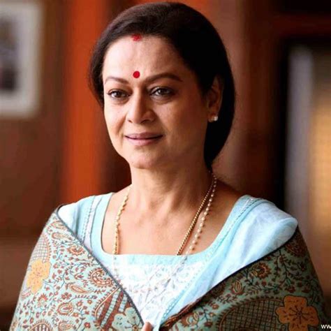 zarina wahab joins narendra modi biopic ritz