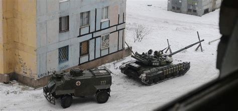 For citizens of red zone countries. Kiev y Moscú se acusan mutuamente de reanudar el conflicto ...