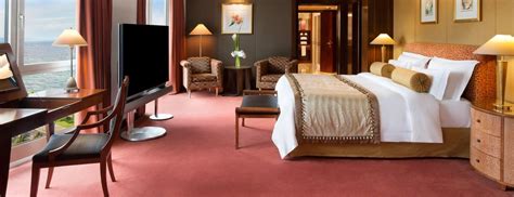 Royal Penthouse Suite Suite Luxueuse à Genève Hôtel 5 étoiles