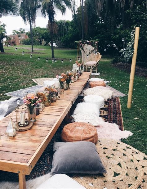 Bohemian Picnic In The Park Set Up Styled By Harper Arrow Backyard Party Boho Picnic Outdoor