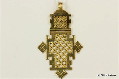 18ct Gold Reversible Axum Cross Pendant Pendantslockets Jewellery