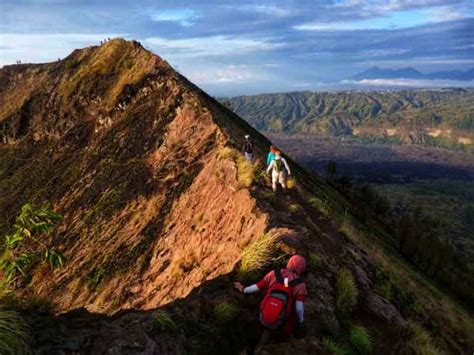Simak Jalur Pendakian Gunung Batur Yang Penting Ini