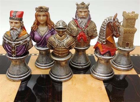 Medieval Times Crusades Red And Green Busts Set Of Chess Men Pieces Hand
