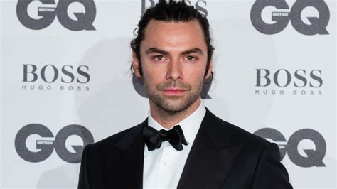 Poldark S Aidan Turner Marries Girlfriend Caitlin Fitzgerald In Hot