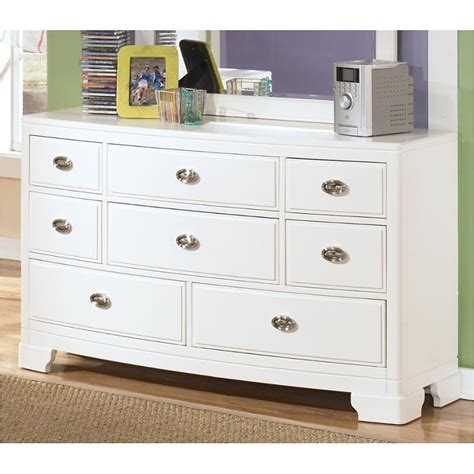Whether you're drawn to sleek modern design or distressed rustic textures. B475-21 Ashley Furniture Alyn Kids Room Dresser
