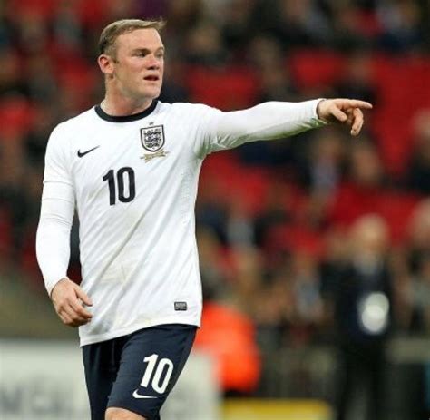 In the game fifa 21 his overall rating is 76. Fußball-England: Rooney für Nationalcoach Hodgson ...
