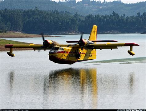 Canadair cl215 v3.0x multirole amphibious aircraft. Canadair CL-215-1A10 CL-215-III | Aircraft pictures ...