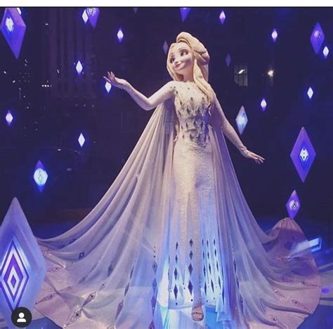 Well, then help them slip into this frozen 2 dress and let them dress the part. Pin by Alexandria Velasquez on FROZEN 2 in 2020 | Frozen ...