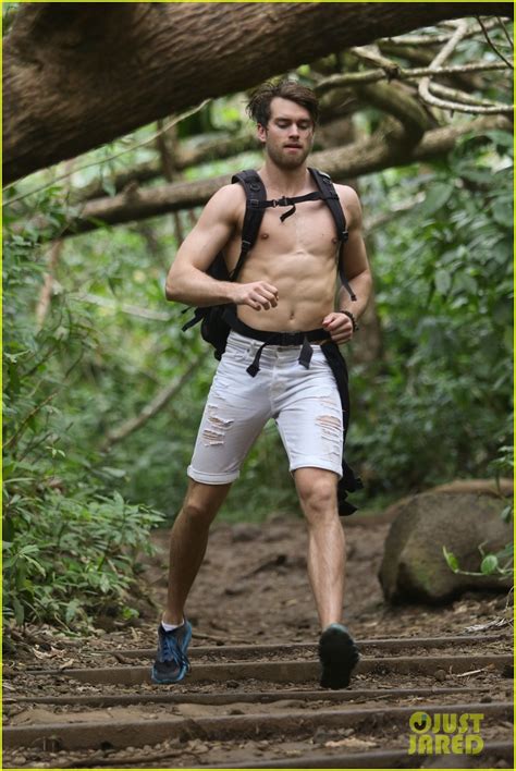 Photo Pierson Fode Shirtless In Hawaii Photo Just Jared