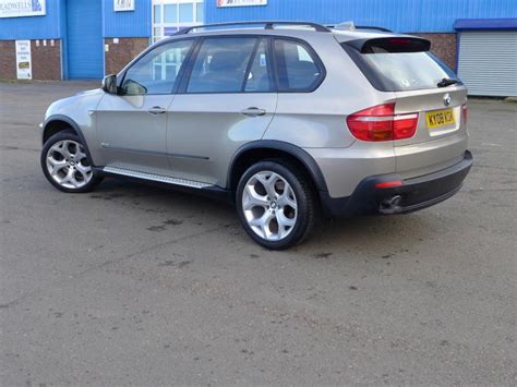 The countries that follow the left hand your terminology is fundamentally incorrect. BMW X5 3.0 SD 7 SEATER. RIGHT HAND DRIVE